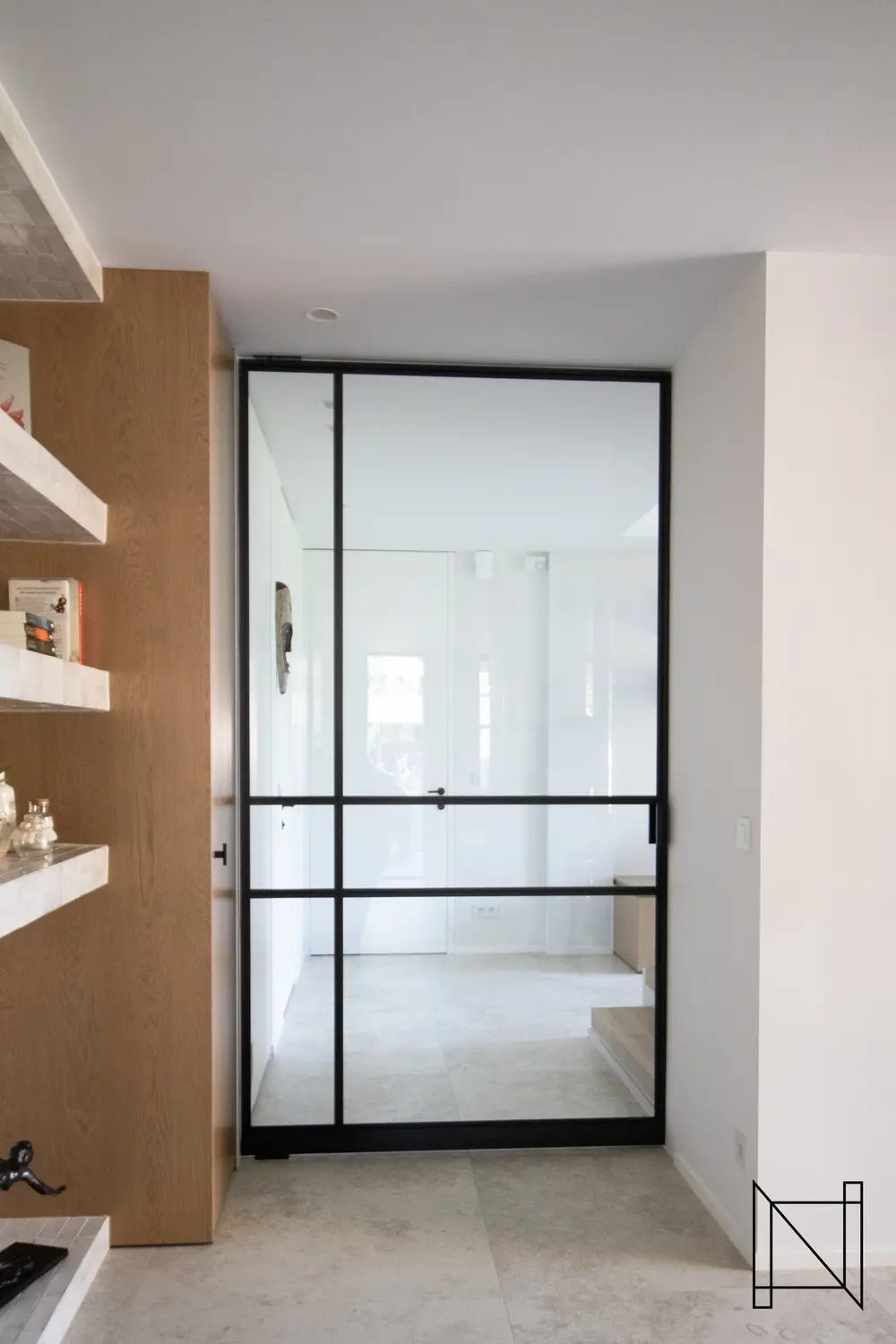 Steellook binnendeur met glas en zwarte belijning